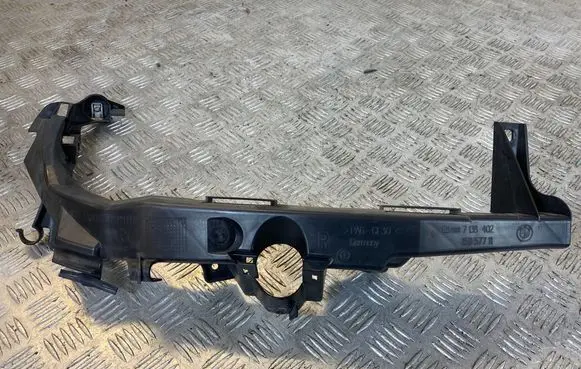BMW 3 E90 E91 Headlight/headlamp mounting bracket 7138402 15857711