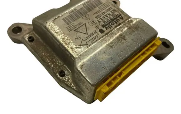 Renault Laguna II Airbag control unit/module 8200142183A 550758700 B2100F01652