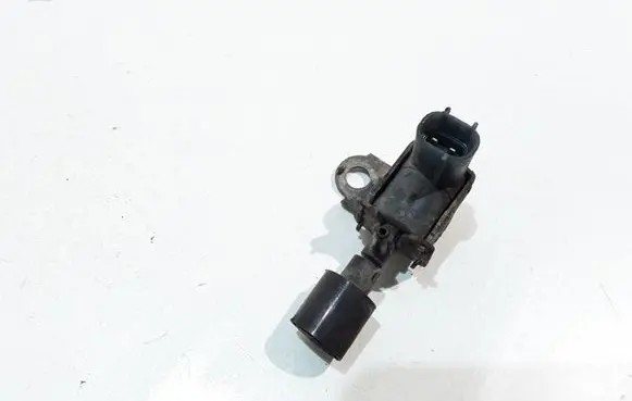 Toyota Avensis T220 Vacuum valve 