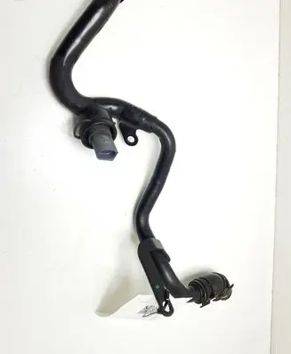 Audi Q7 4L Engine coolant pipe/hose 059121065AK