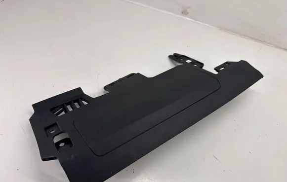 Tesla Model 3 Knee airbag 107782500D