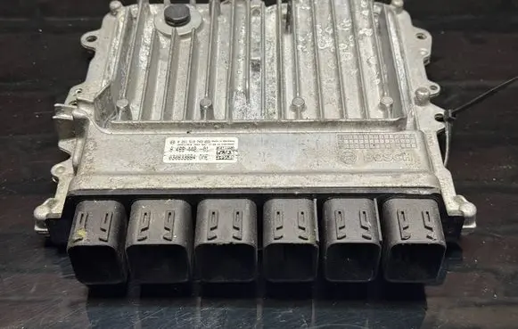 BMW 3 F30 F35 F31 Engine control unit/module 0261S19743