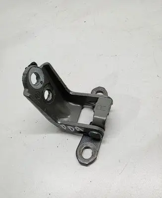 Nissan Qashqai J12 Front door lower hinge 804206UA1A