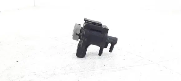 Audi A4 S4 B6 8E 8H Turbo solenoid valve 1J0906283