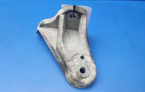Jaguar XF Engine mounting bracket
