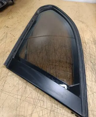 BMW 5 F10 F11 Rear side window 43R001583