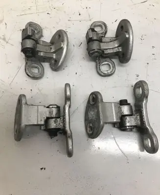 Volvo V50 Rear door hinge set 