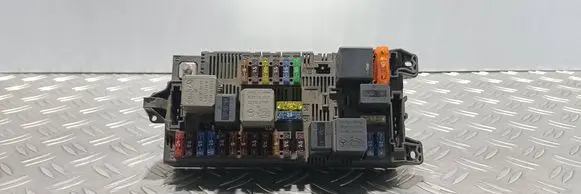 Mercedes-Benz E W211 Fuse module 2115453801