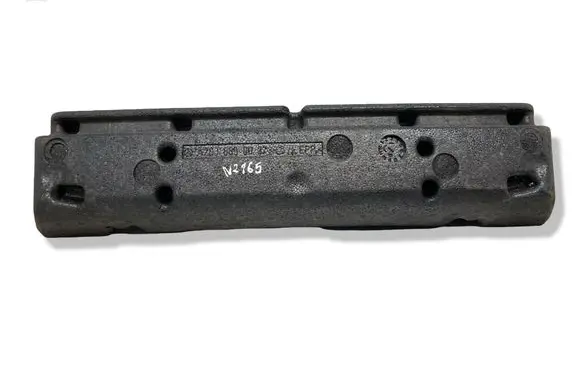 Mercedes-Benz C W203 Front bumper foam support bar A2038850037