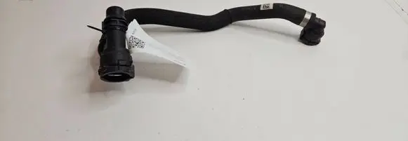 BMW 2 F22 F23 Engine coolant pipe/hose 8635766