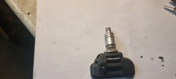 BMW X1 E84 Tire pressure sensor 2546A