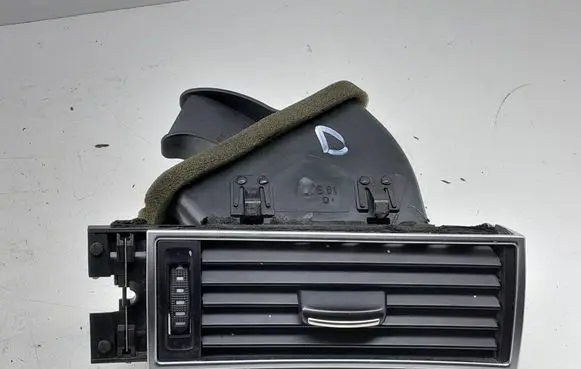 Audi A6 S6 C6 4F Dashboard side air vent grill/cover trim 4F1820902D