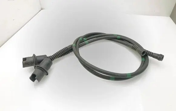 BMW 4 G22 G23 G24 G26 Water drain line hose 7447967