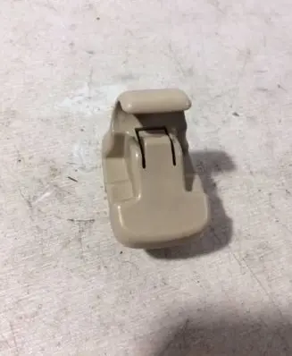 Subaru Tribeca Sun visor clip/hook/bracket 