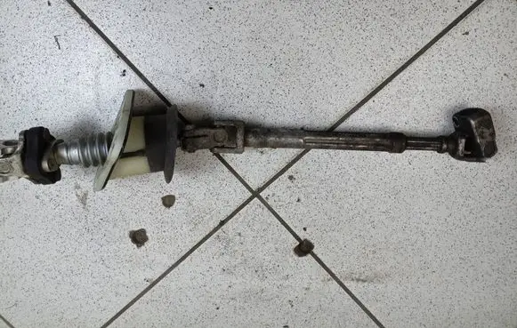 Dodge Durango III Steering column universal joint