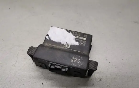 Volkswagen PASSAT B6 Gateway control module 3C0907530E 3C0907951
