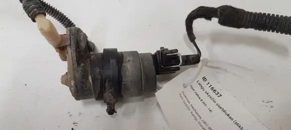 Opel Zafira B Windscreen/windshield washer pump 24439254