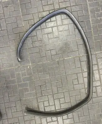 Hyundai Santa Fe Rear door rubber seal (on body) 