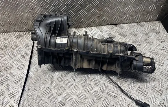 BMW X1 E84 Intake manifold 7810178