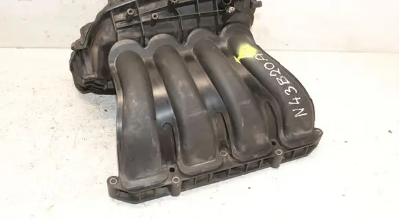 BMW 1 E81 E87 Intake manifold 7544513