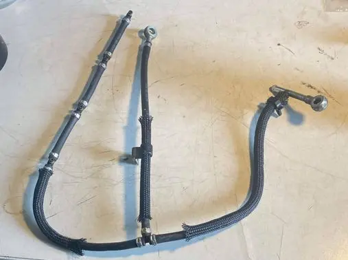 Subaru Outback Engine coolant pipe/hose 091224