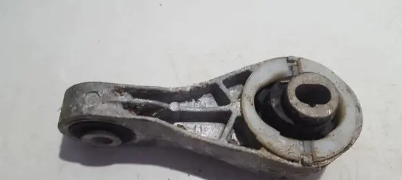 Nissan Note (E11) Engine mount bracket 326C62