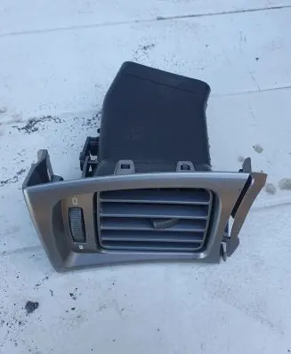 Subaru Forester SH Dashboard side air vent grill/cover trim