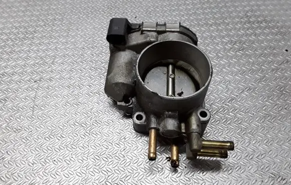 Audi A6 S6 C5 4B Throttle valve 078133062B 0280750030
