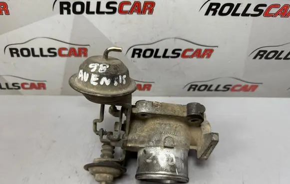 Toyota Avensis T220 EGR valve