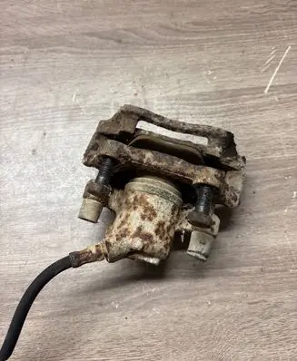 BMW 3 E30 Front brake caliper 