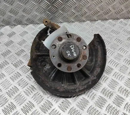 Volkswagen Golf VII Rear wheel hub 8V0598611A 5Q0505435F