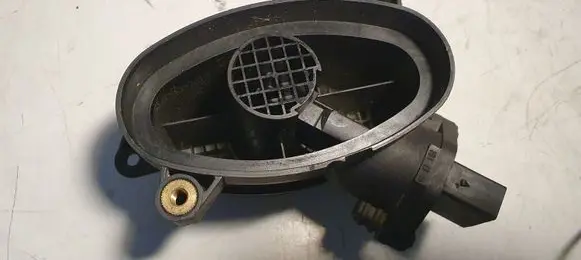 BMW 7 E38 Mass air flow meter 77870760