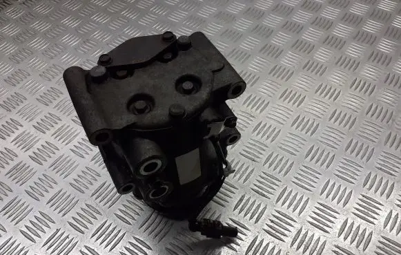 Ford Focus Air conditioning (A/C) compressor (pump)