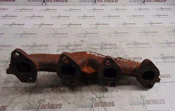 Nissan Qashqai+2 Exhaust manifold