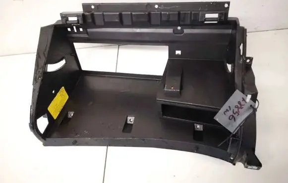 Subaru Outback Glove box