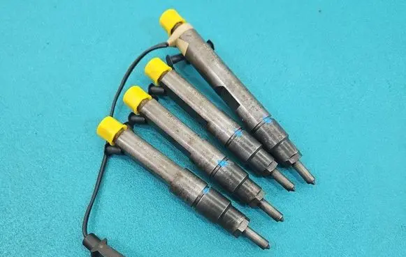 Volkswagen Caddy Fuel injector 028130202S IMPRK1565595
