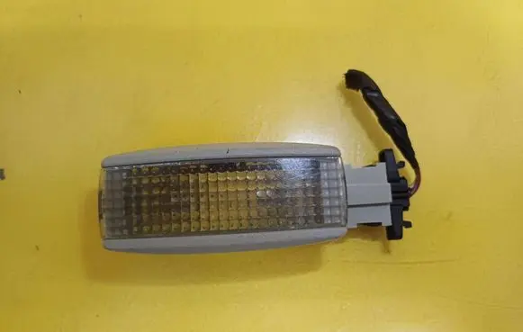 Volkswagen New Beetle Other interior light 3B0947113
