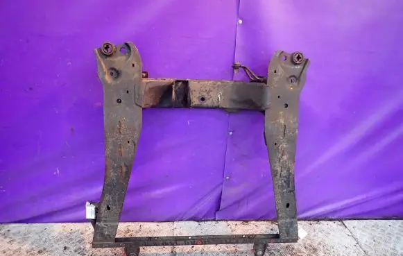 Ford Mondeo Mk III Front subframe