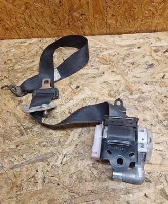 Mazda 5 Front seatbelt BGD530221