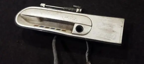 Nissan Maxima Front door exterior handle