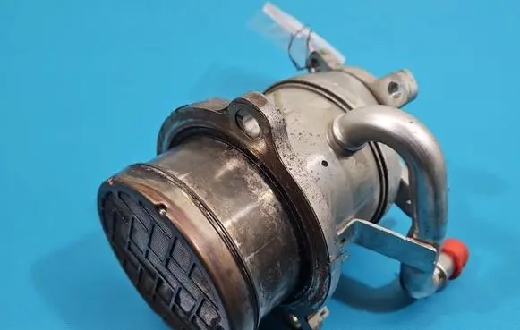 Renault Trafic III (X82) EGR valve cooler 147358452R IMPRK1551940