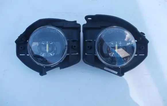 Nissan Juke I F15 Front fog light 261508992D 90174114 261558992D