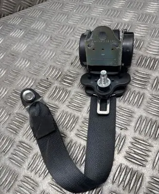 Nissan Juke I F15 Rear seatbelt 630748000A 1444 150918