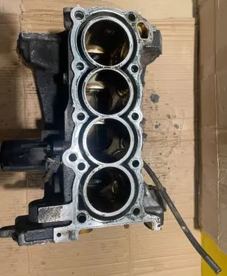 Nissan Note (E11) Engine block CR14