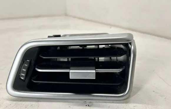 Maserati Ghibli Dashboard side air vent grill/cover trim 6700190610