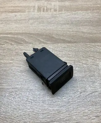 Volkswagen Golf IV Windscreen/window heater switch 1J0953235A