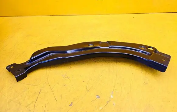 Seat Ateca Radiator mount bracket 