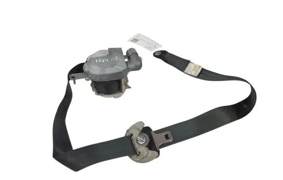 Hyundai i30 Front seatbelt 888202R900 075617 H099601