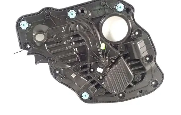 BMW 4 G22 G23 G24 G26 Rear door manual window regulator 7499227