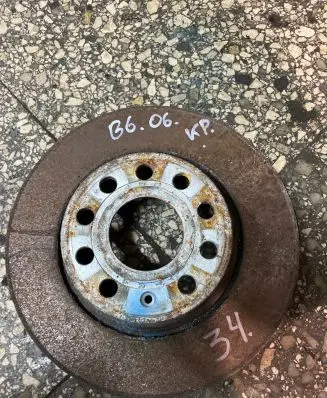 Volkswagen PASSAT B6 Front brake disc